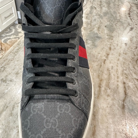 Authentic Gucci mens canvas GG high sneakers. Excellent condition. size 11.5. - Picture 10 of 14